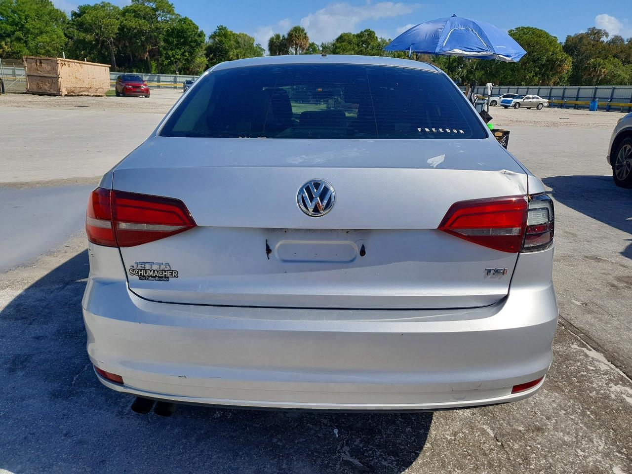 2016 Volkswagen Jetta S - Фото 6