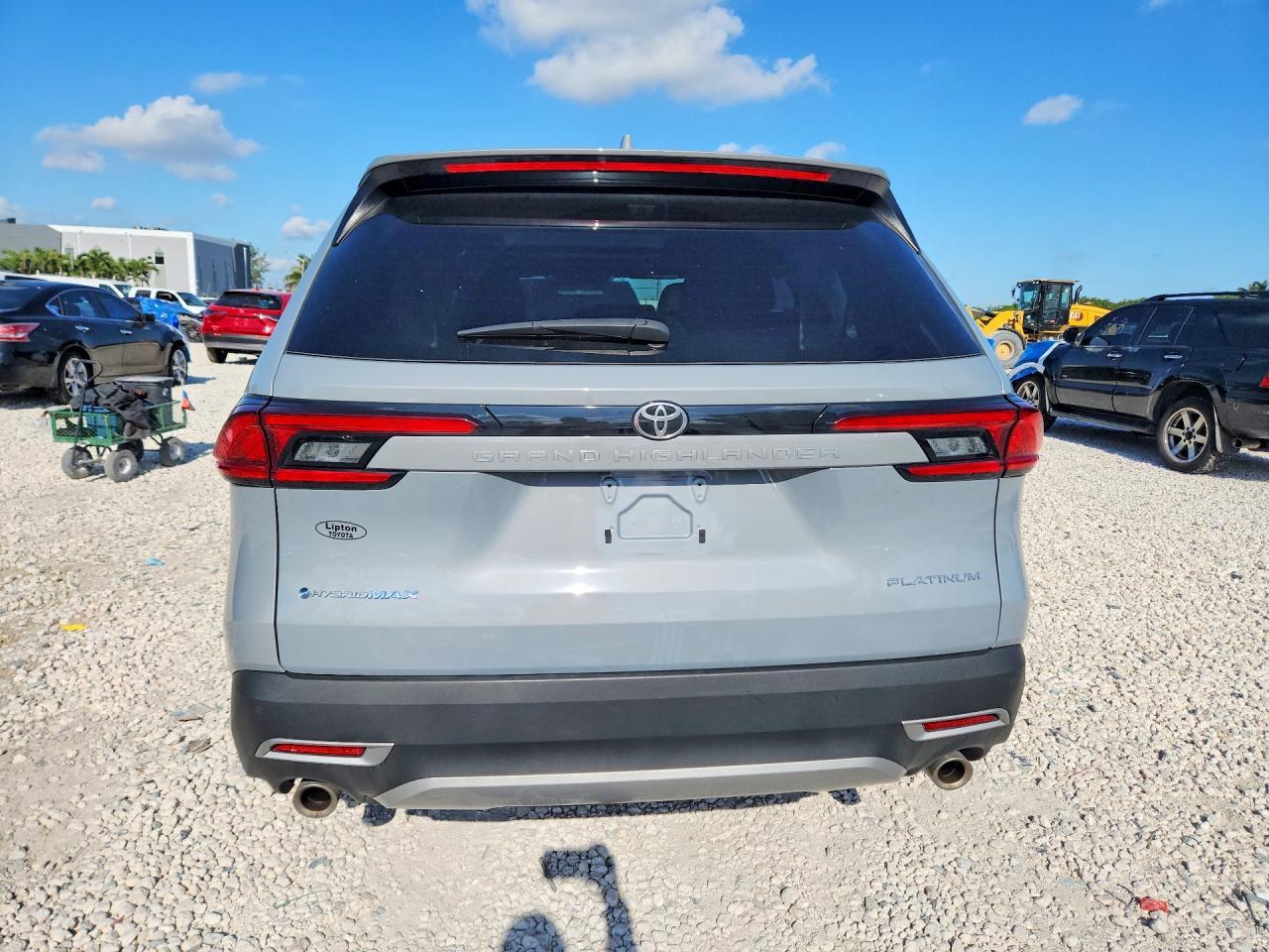 2025 Toyota Grand Highlander Hybrid Max Platinum - Фото 6