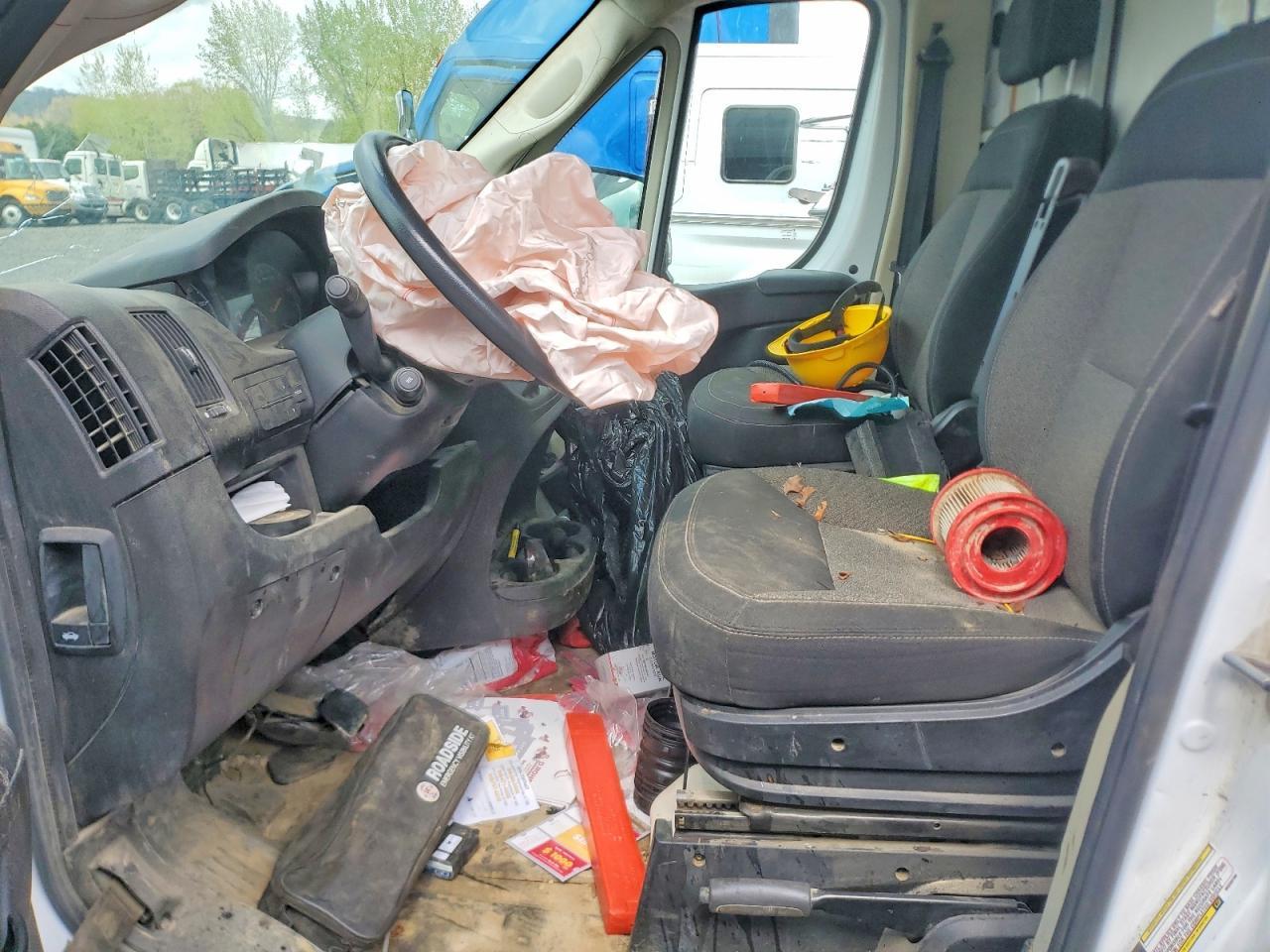 2021 Ram Promaster 3500 Box Truck - Image 7