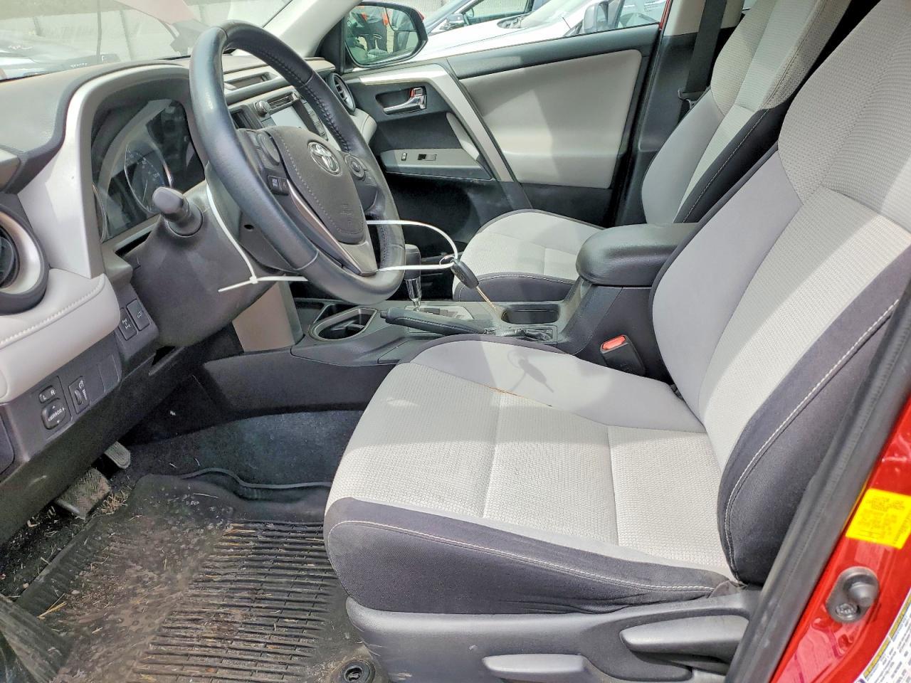 2016 Toyota Rav4 Xle - Image 7