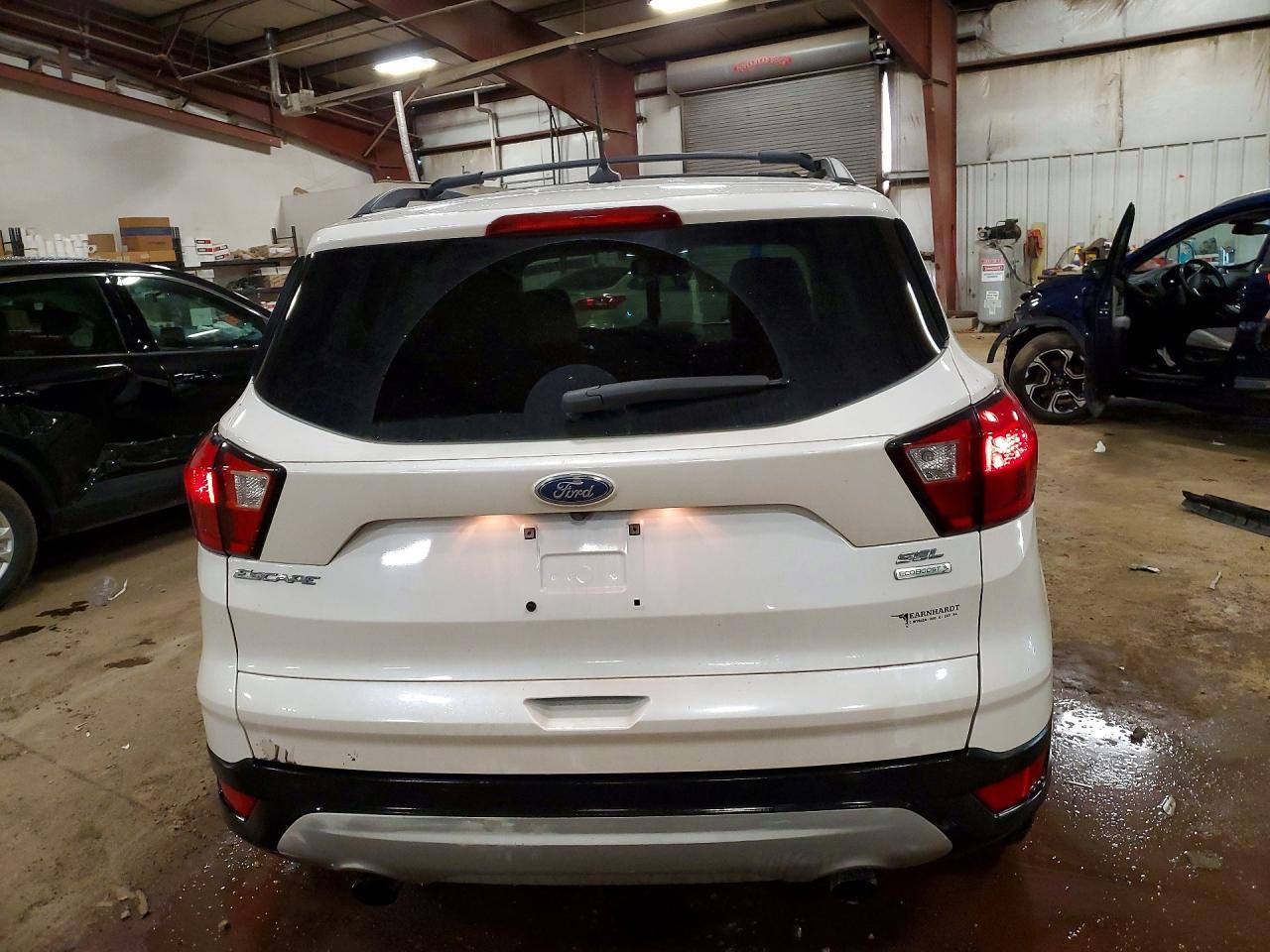 2019 Ford Escape Sel - Image 6