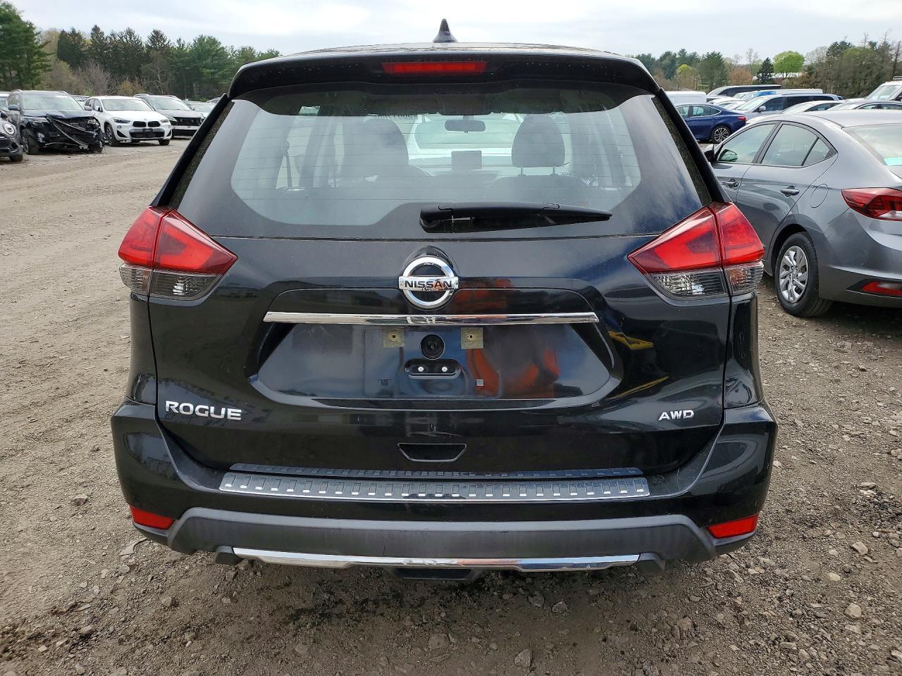 2017 Nissan Rogue S - Фото 6