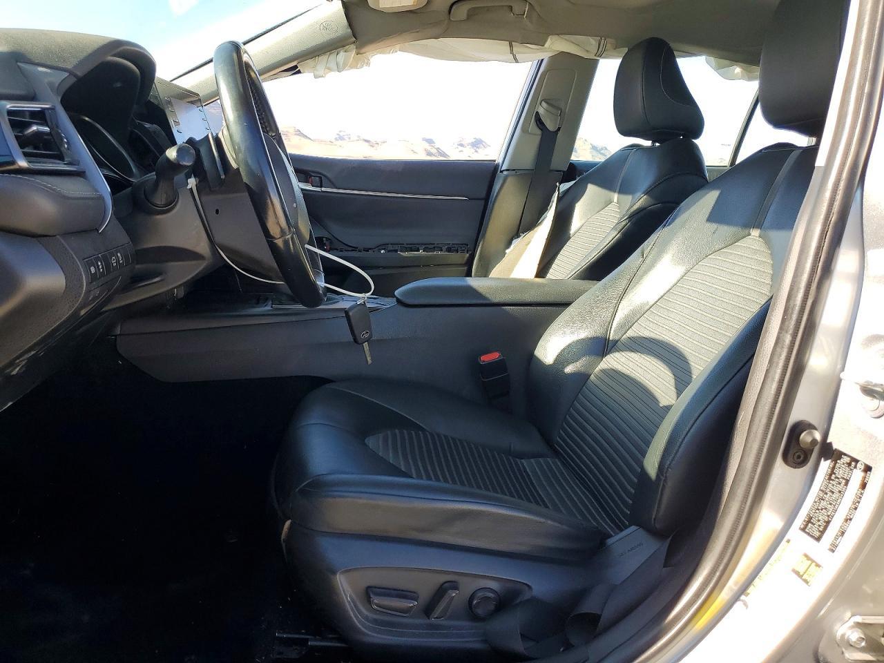 2021 Toyota Camry Se - Фото 7