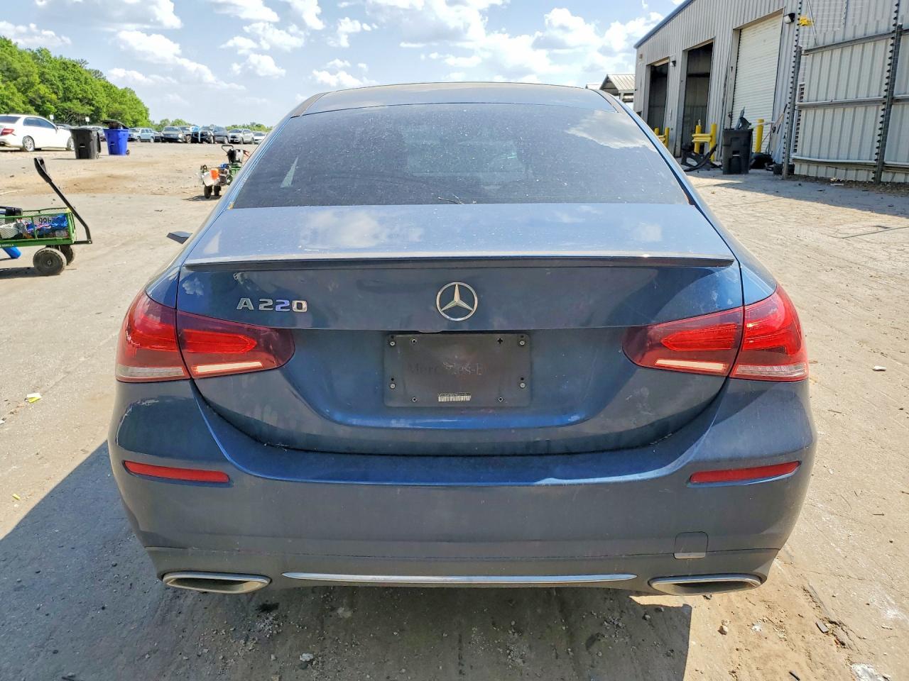 2019 Mercedes-Benz A 220 - Фото 6