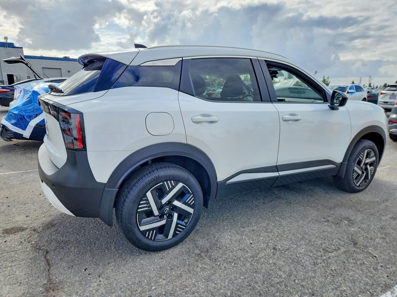 2026 Nissan Kicks Sv - Image 3