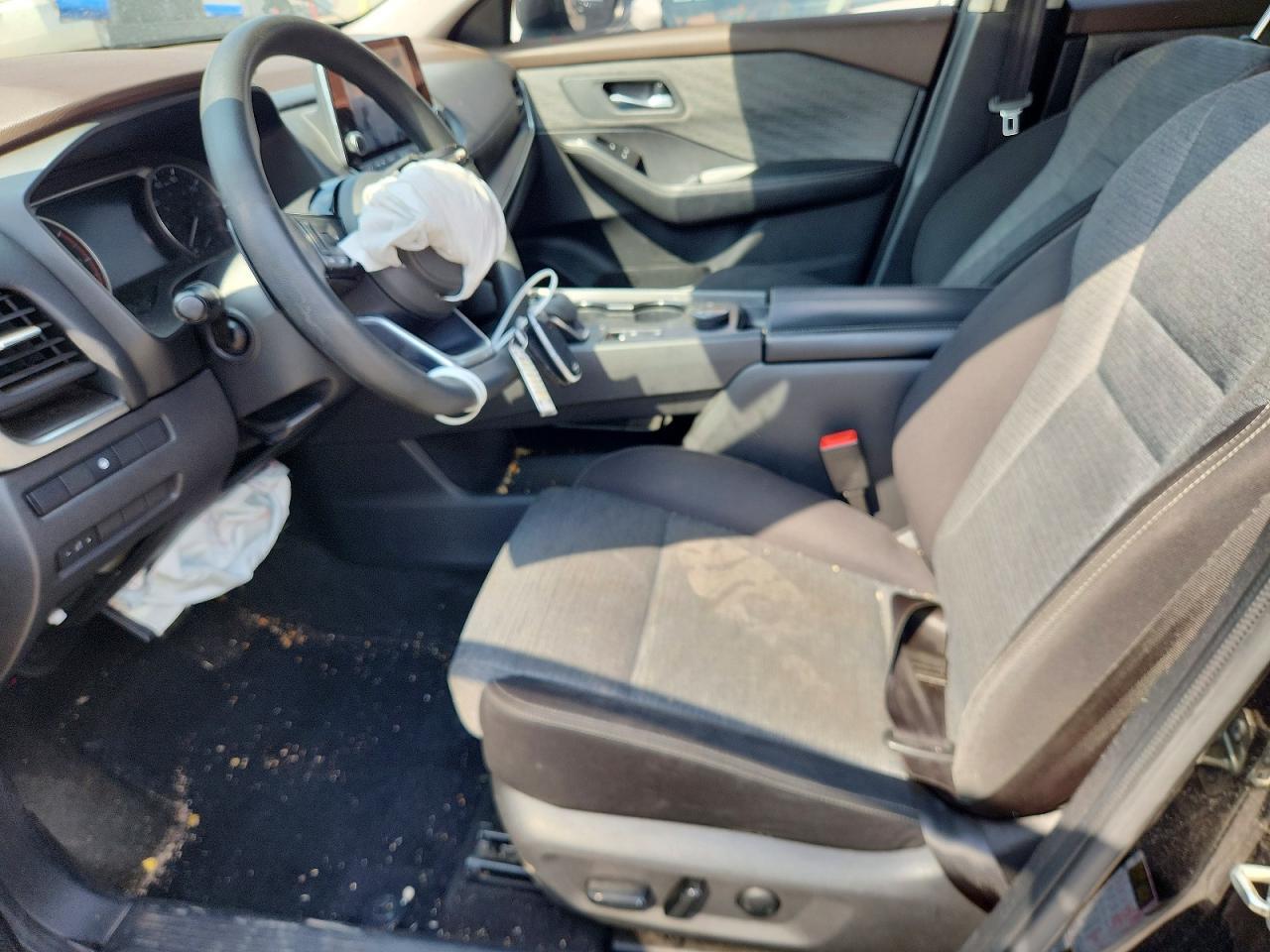 2023 Nissan Rogue Sv - Image 7