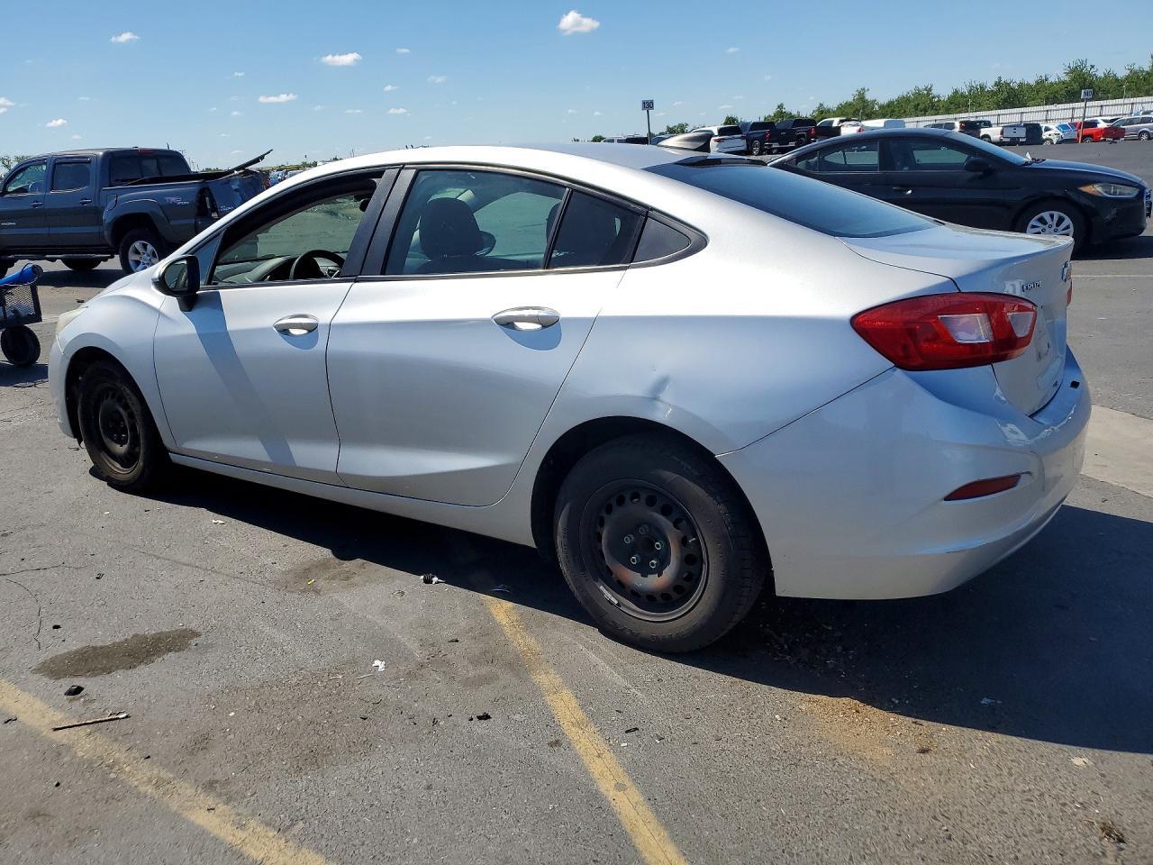 2017 Chevrolet Cruze Ls - Image 2
