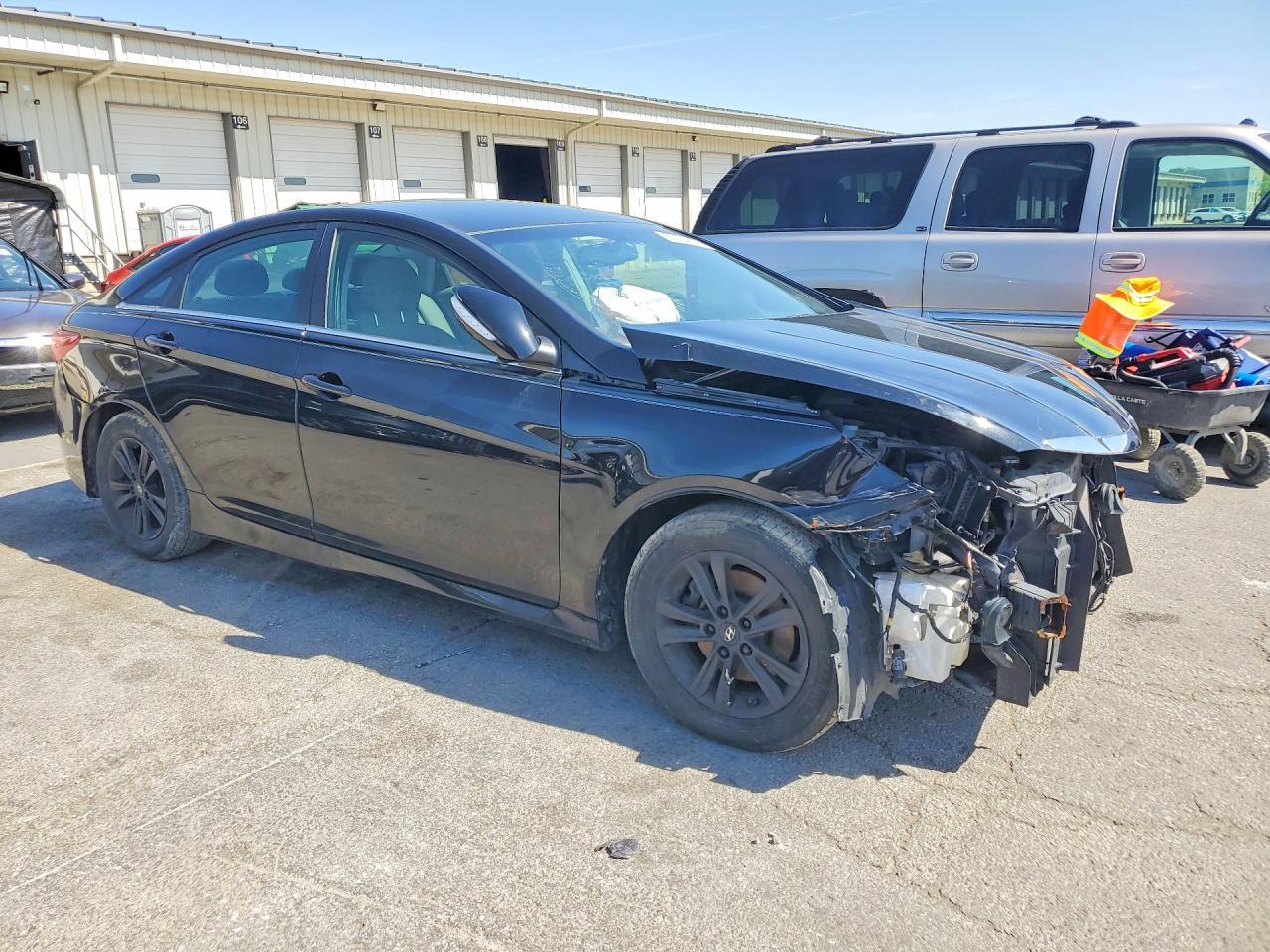 2014 Hyundai Sonata Gls - Image 4