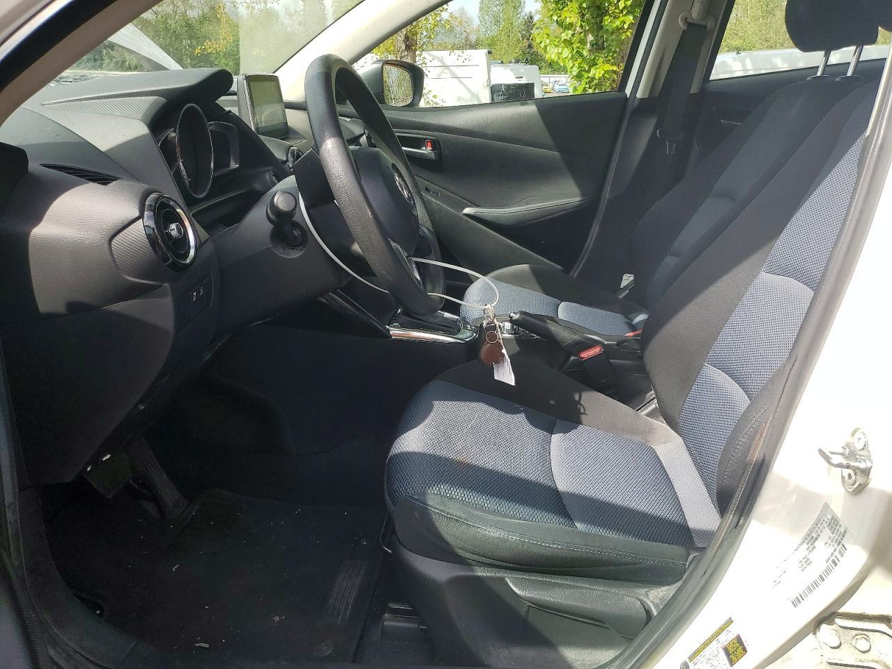 2017 Toyota Yaris Ia Base - Image 7