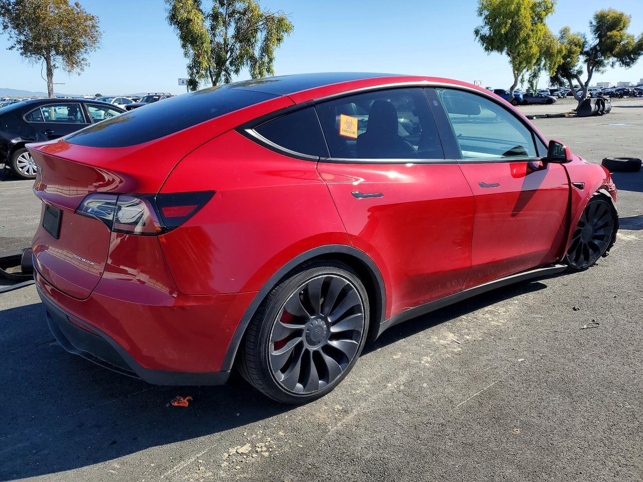 2022 Tesla Model Y - Фото 3