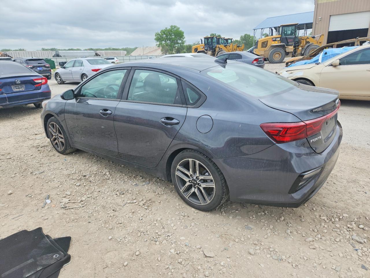2019 Kia Forte S - Фото 2
