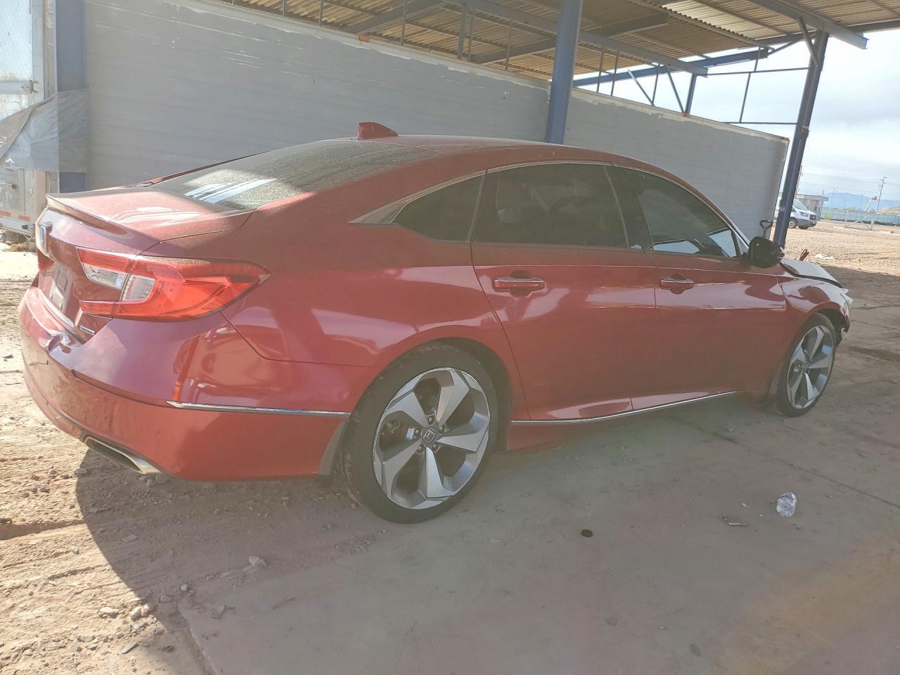 2018 Honda Accord Touring - Image 3