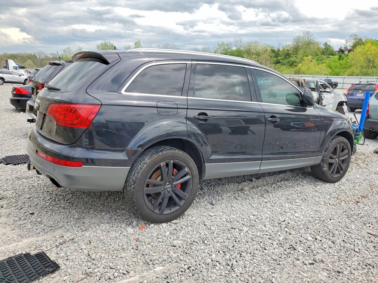 2012 Audi Q7 Premium Plus - Image 3
