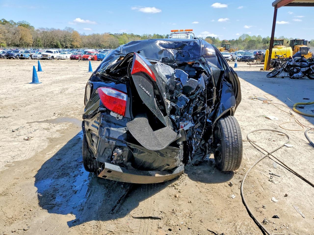 2015 Toyota Corolla Le Plus - Фото 6