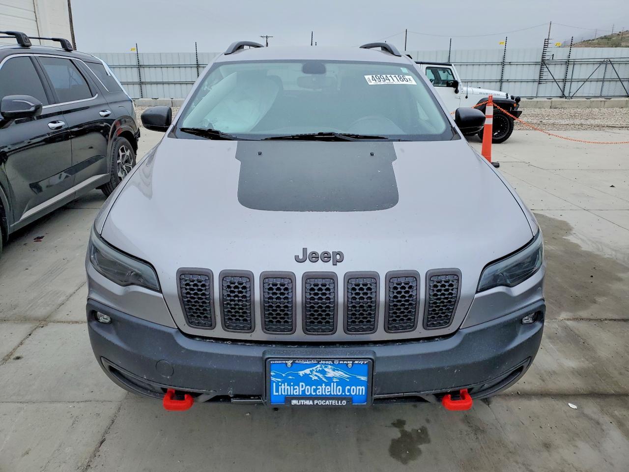 2019 Jeep Cherokee Trailhawk - Image 5