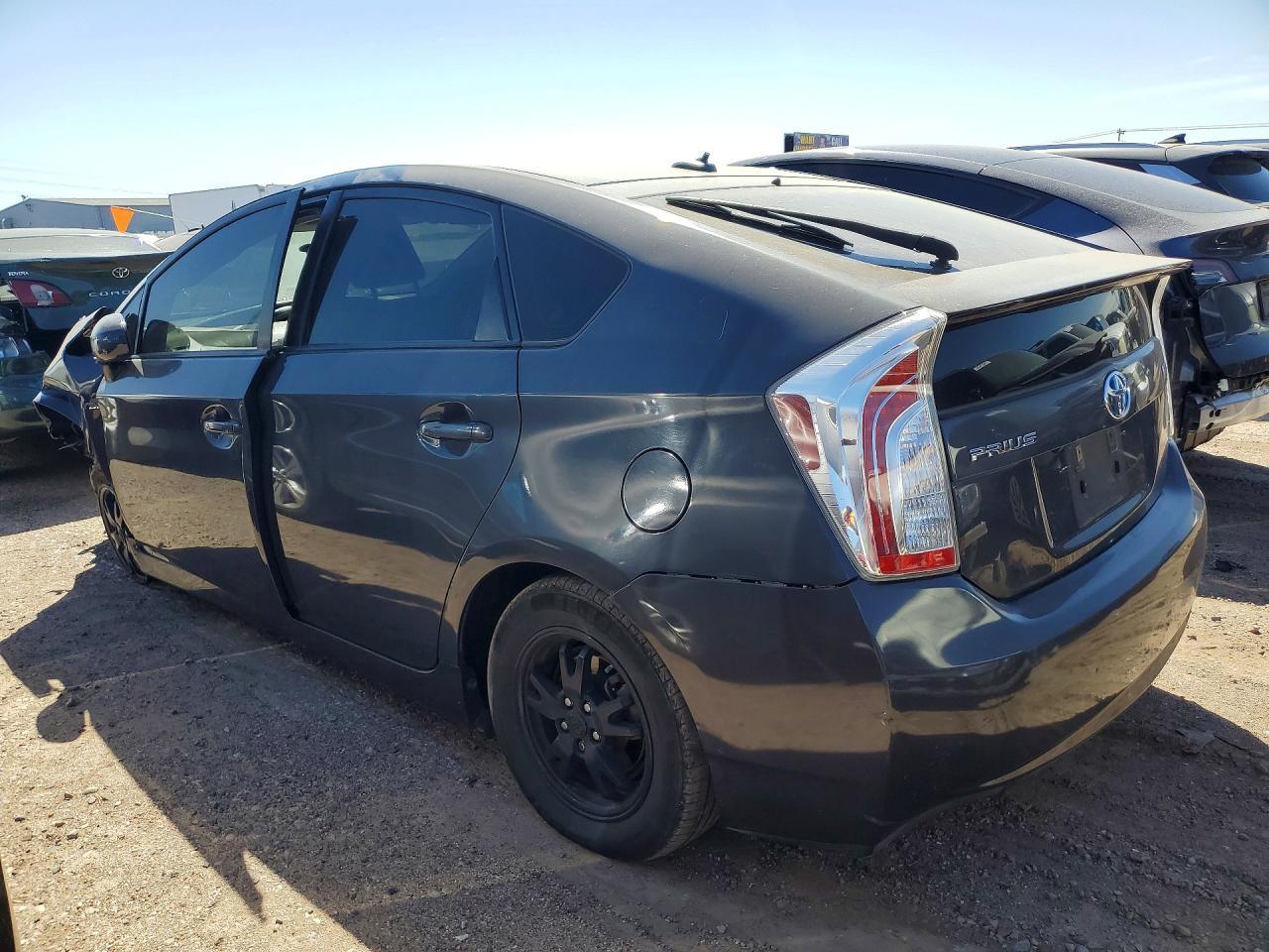2012 Toyota Prius Four - Image 2