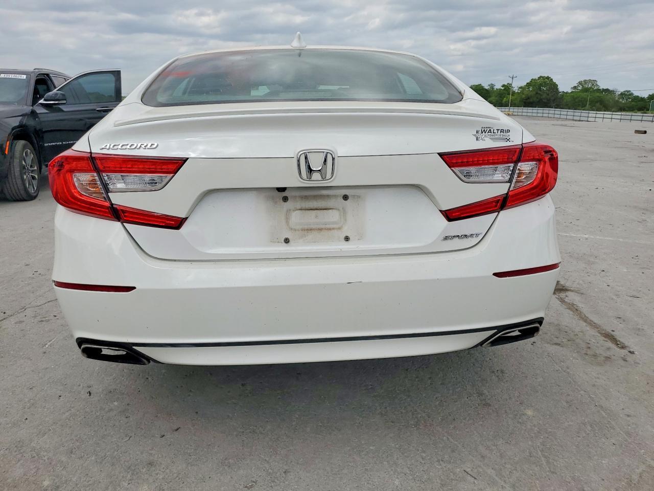 2018 Honda Accord Sport - Фото 6