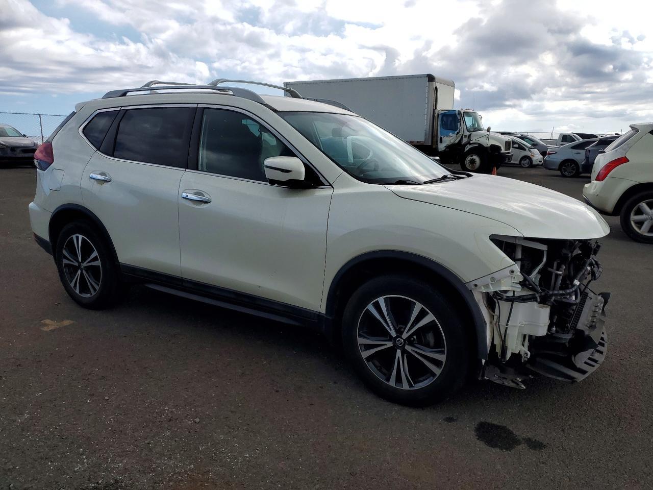 2020 Nissan Rogue Sv - Фото 4