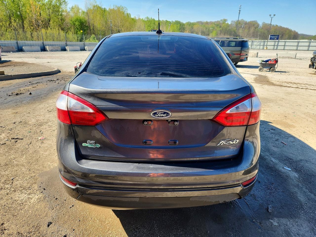 2018 Ford Fiesta Se - Image 6