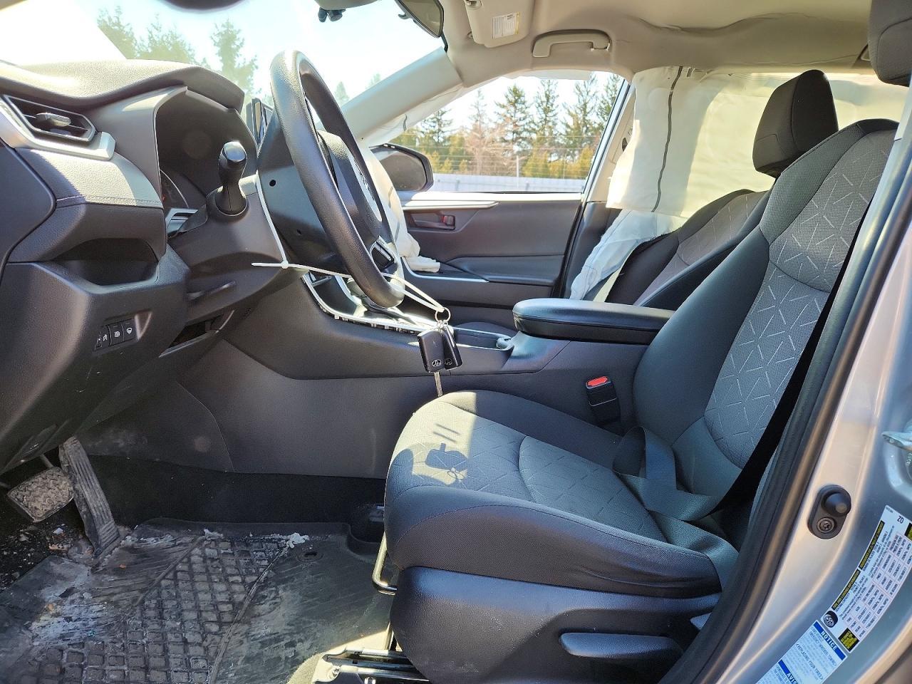 2019 Toyota Rav4 Le - Image 7