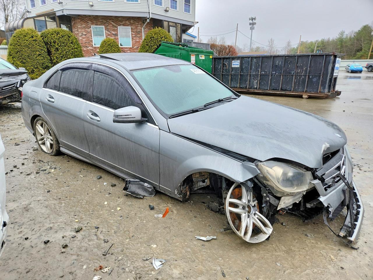 2014 Mercedes-Benz C 300 4Matic - Фото 4