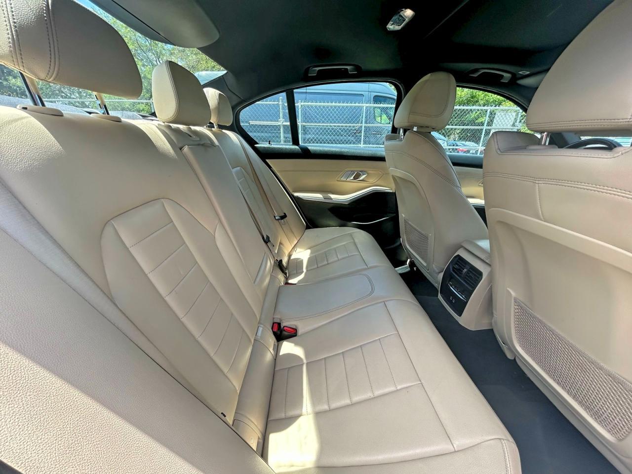 2021 BMW 330Xi - Image 6