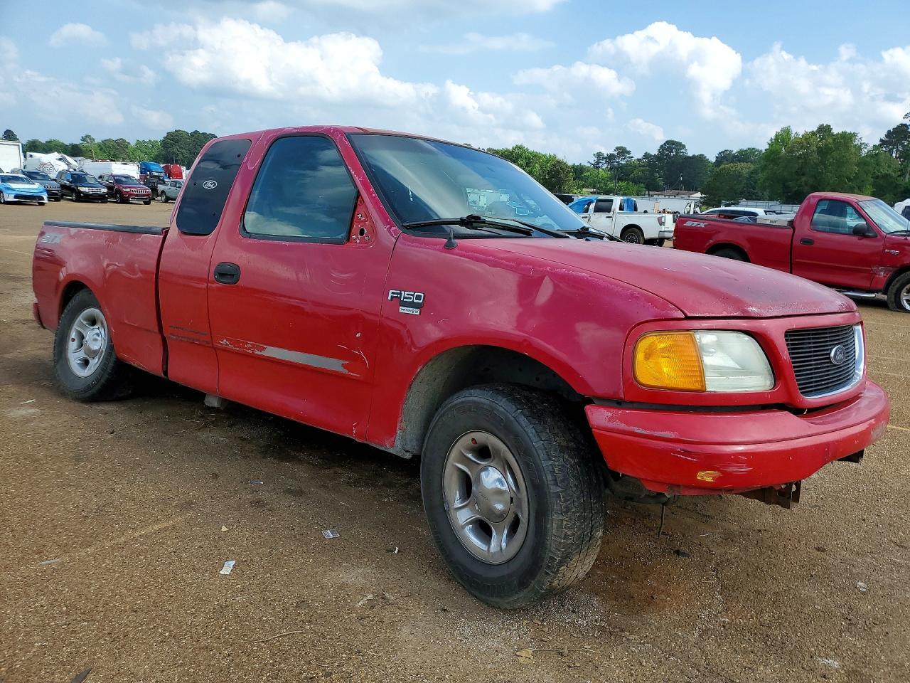 2004 Ford F-150 Heritage Classic - Image 4