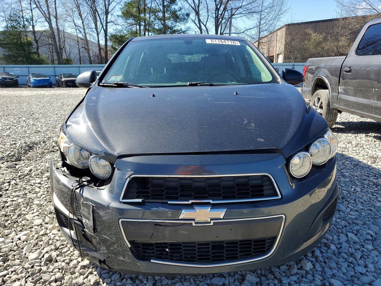 2016 Chevrolet Sonic Ls - Image 5