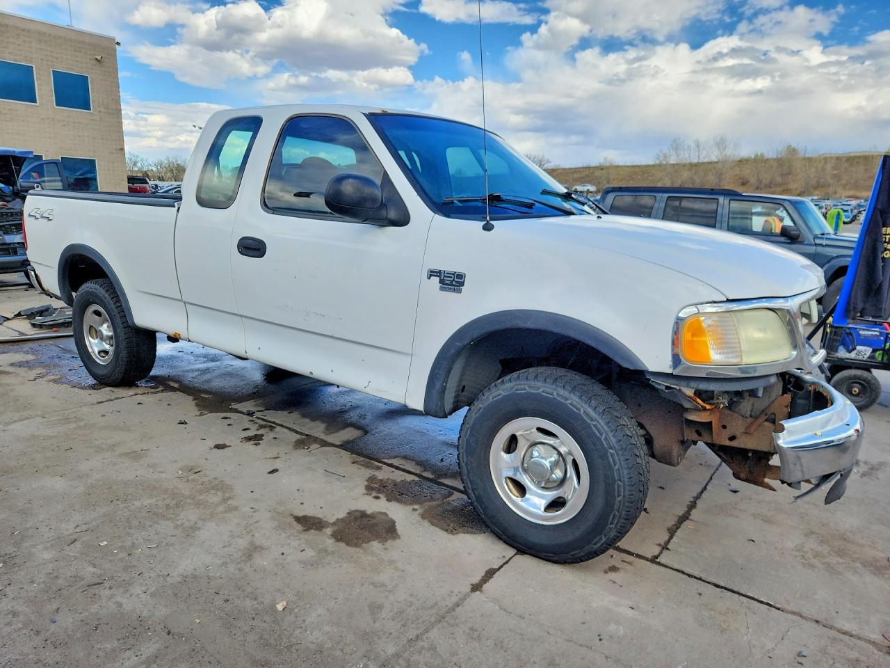2001 Ford F150 - Image 4