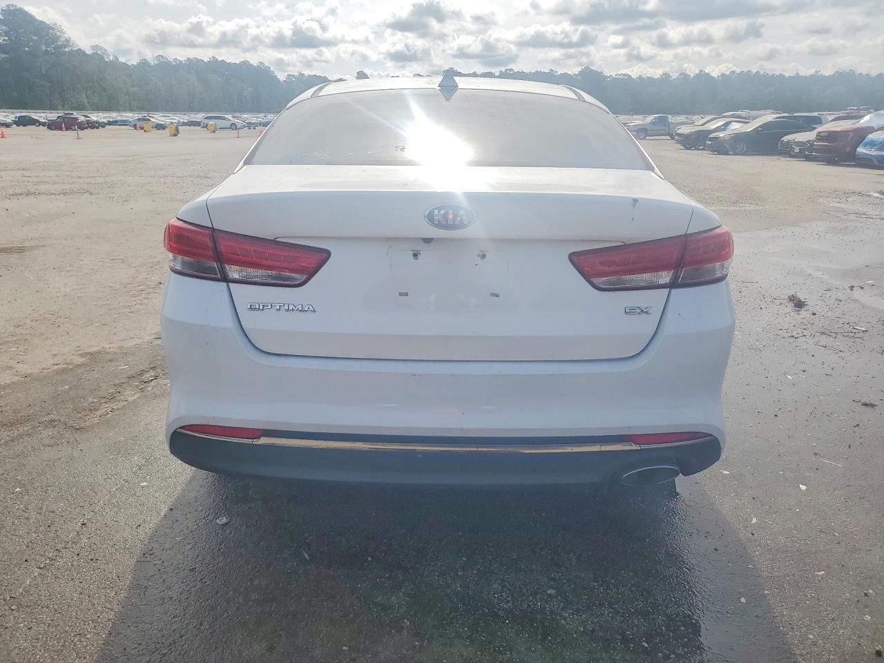 2016 Kia Optima Ex - Фото 6