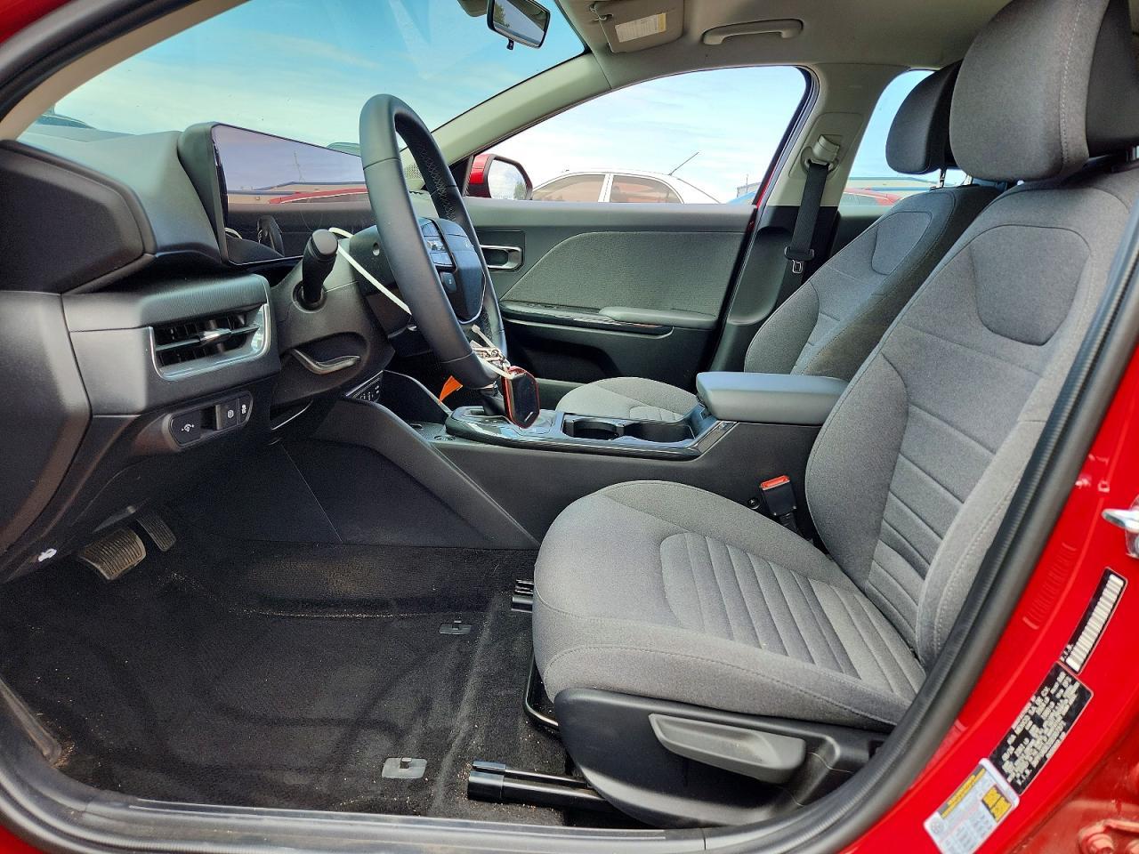2025 Kia K4 Ex - Image 7