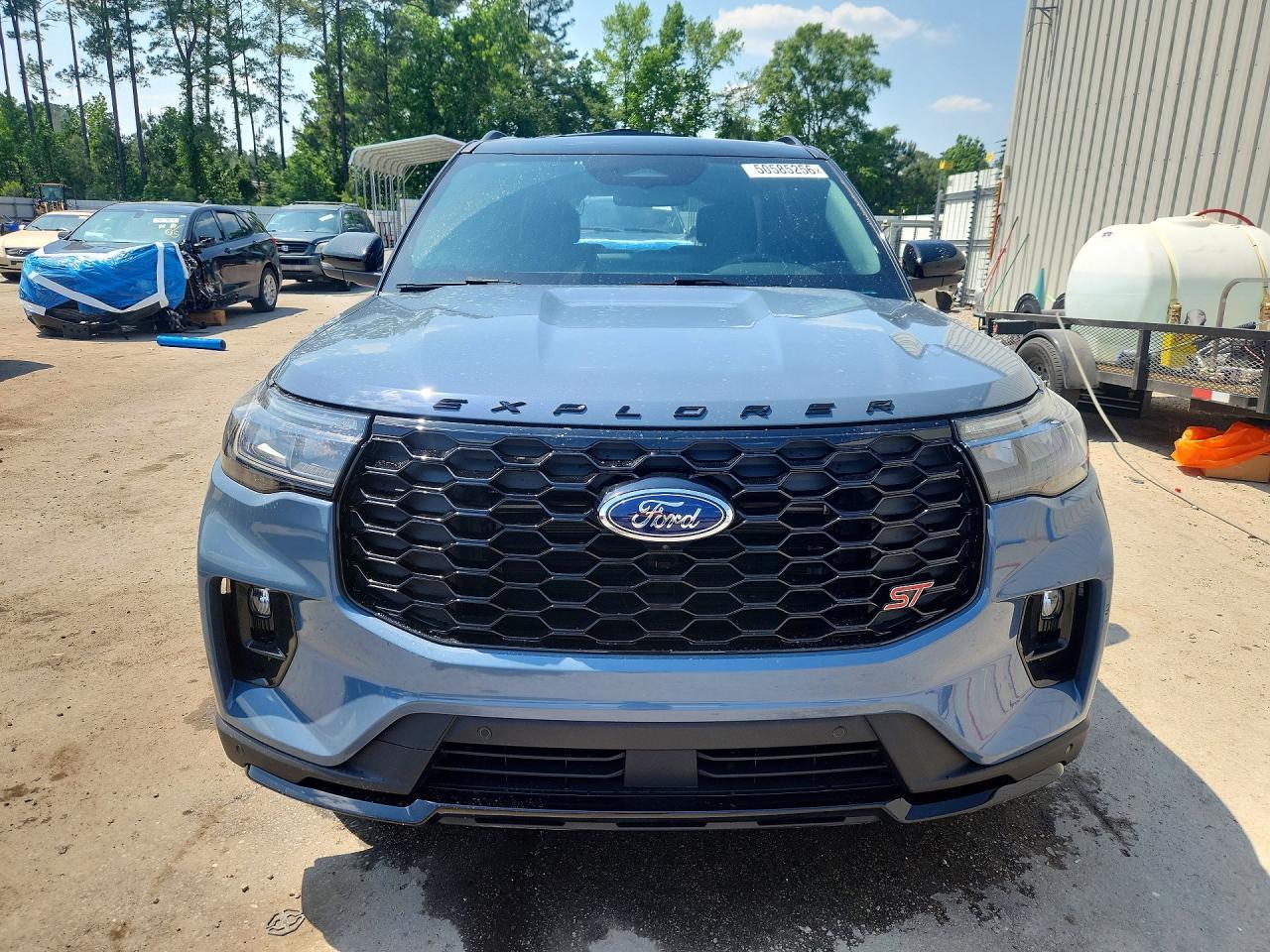 2025 Ford Explorer St - Фото 5