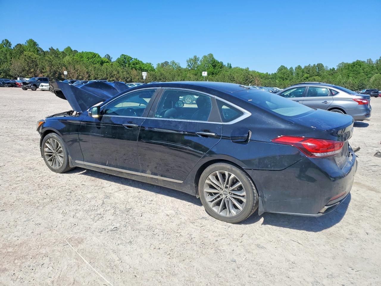 2015 Hyundai Genesis 3.8L - Image 2