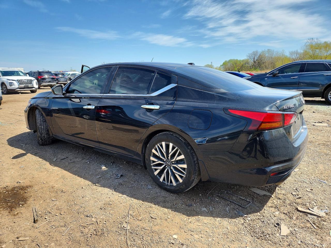 2024 Nissan Altima Sv - Фото 2