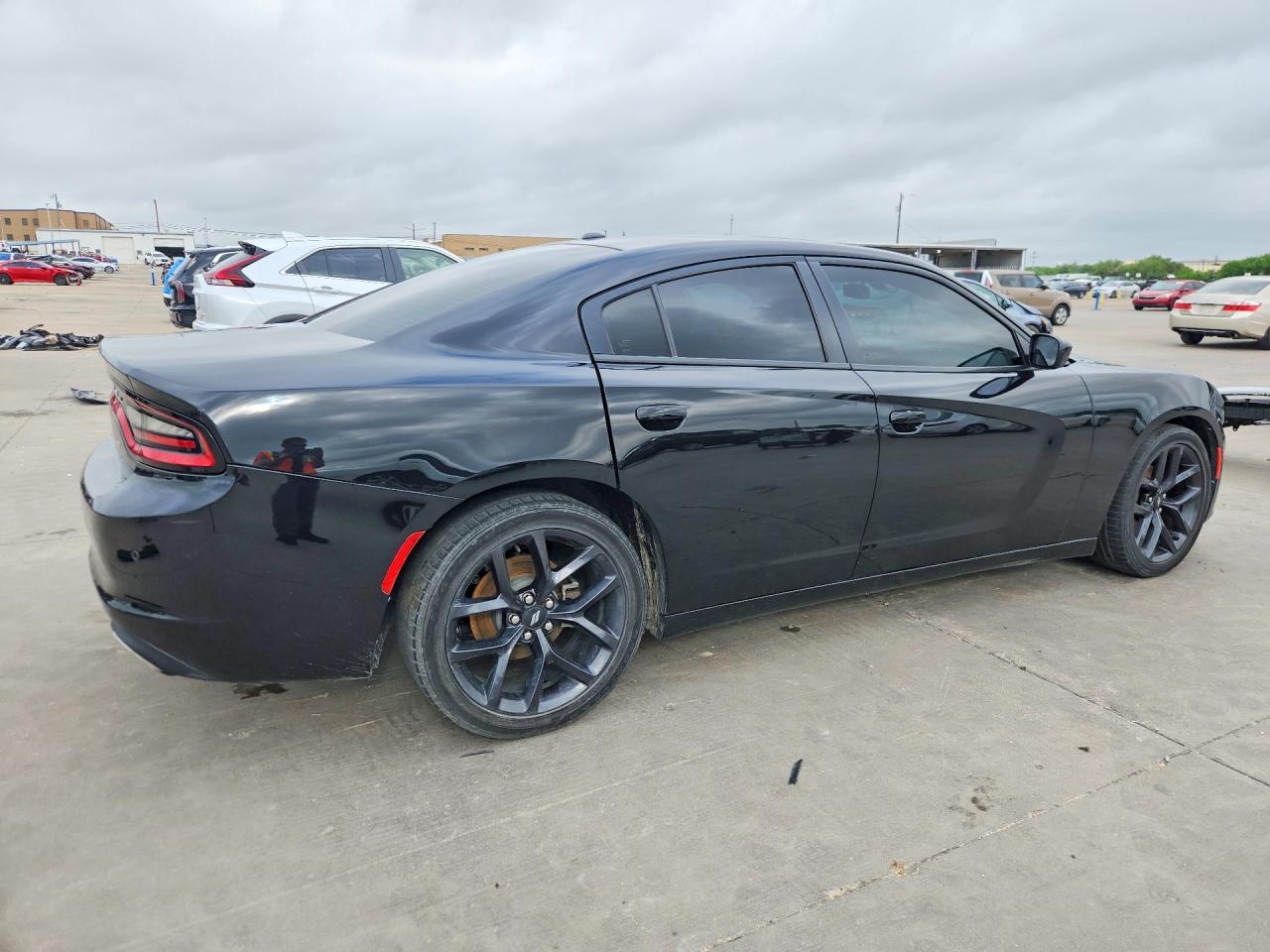 2020 Dodge Charger Sxt - Image 3