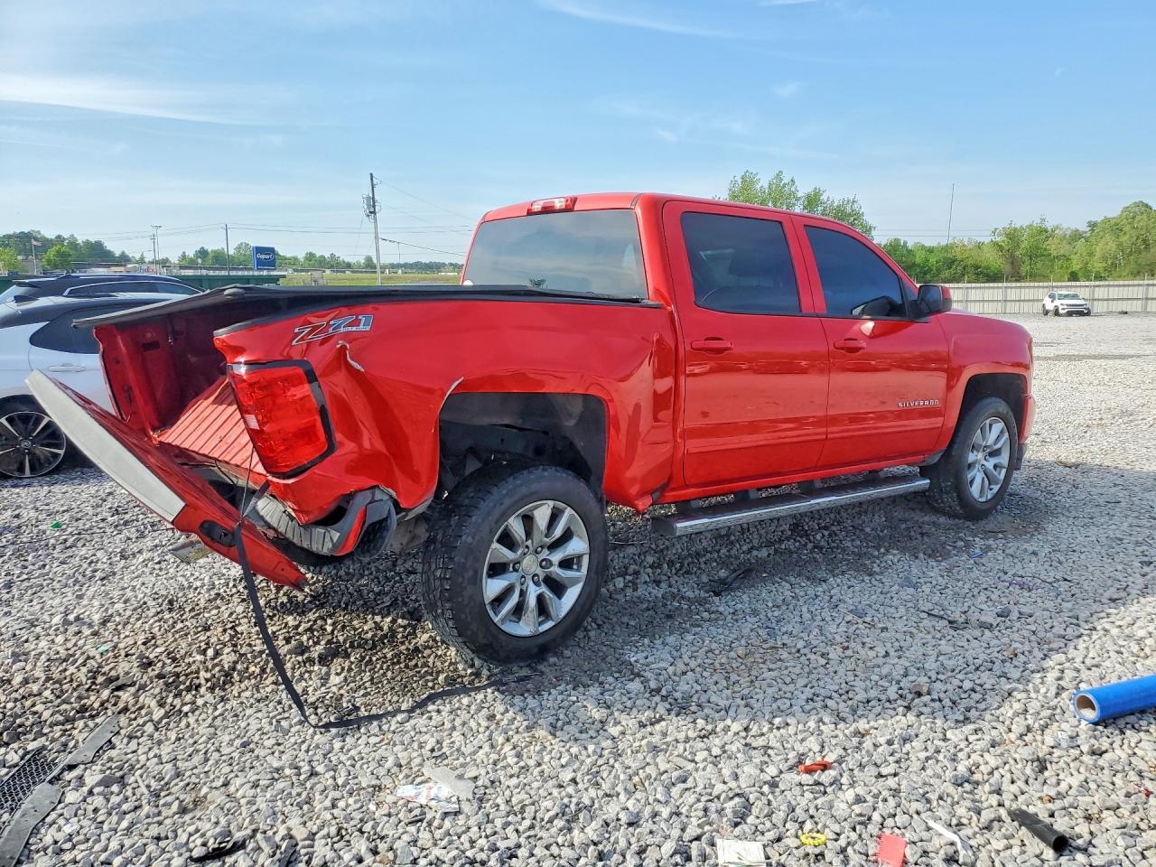 2017 Chevrolet Silverado K1500 Lt - Image 3