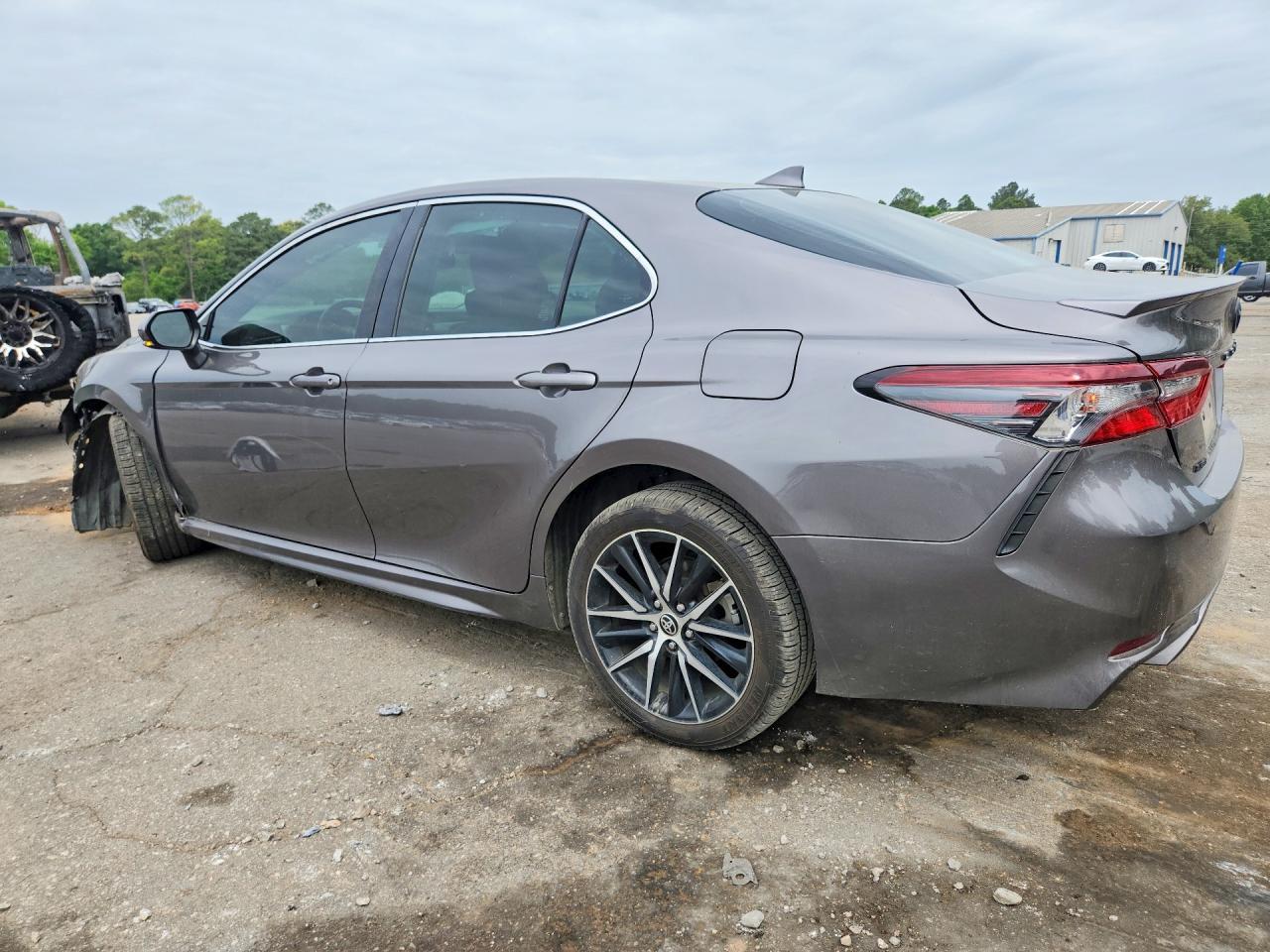 2021 Toyota Camry Se - Image 2