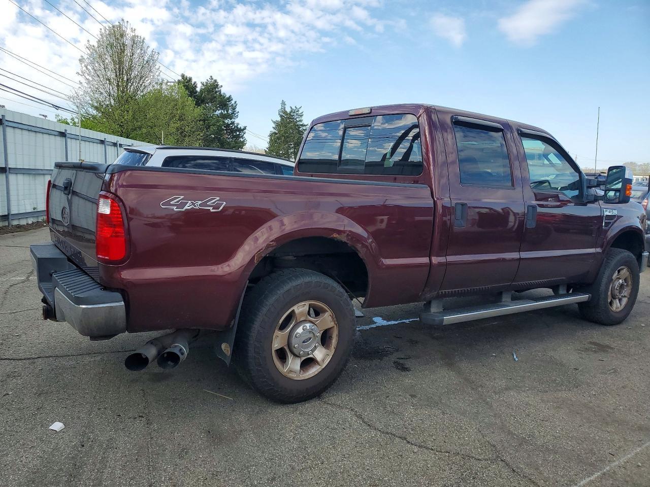 2010 Ford F250 Super Duty - Фото 3
