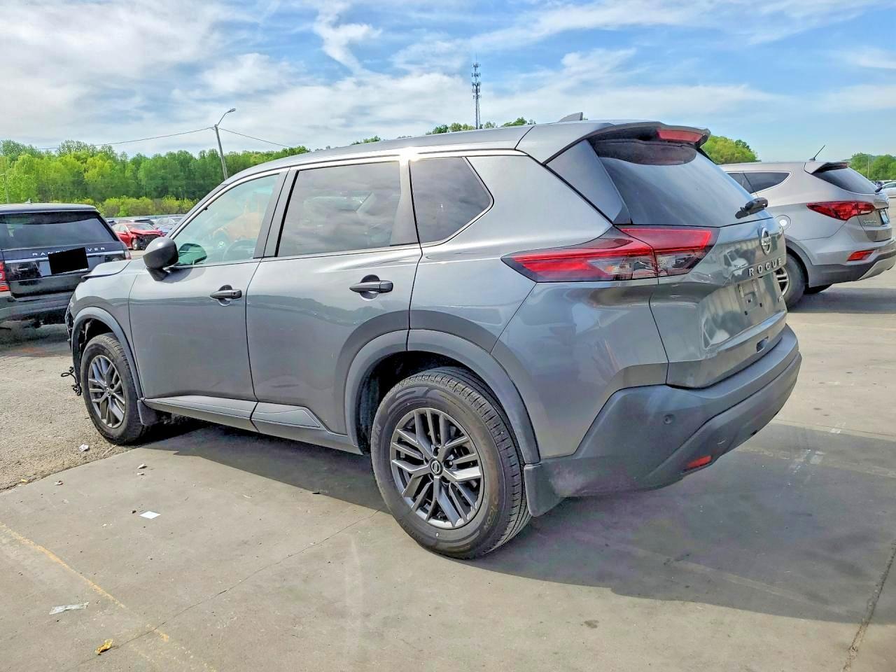 2021 Nissan Rogue - Image 2