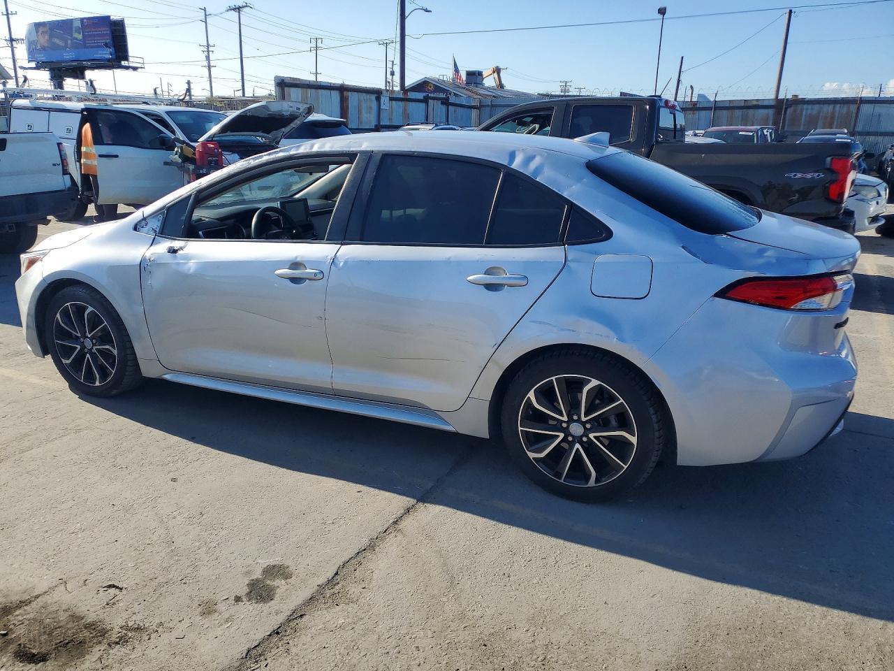 2021 Toyota Corolla Le - Фото 2
