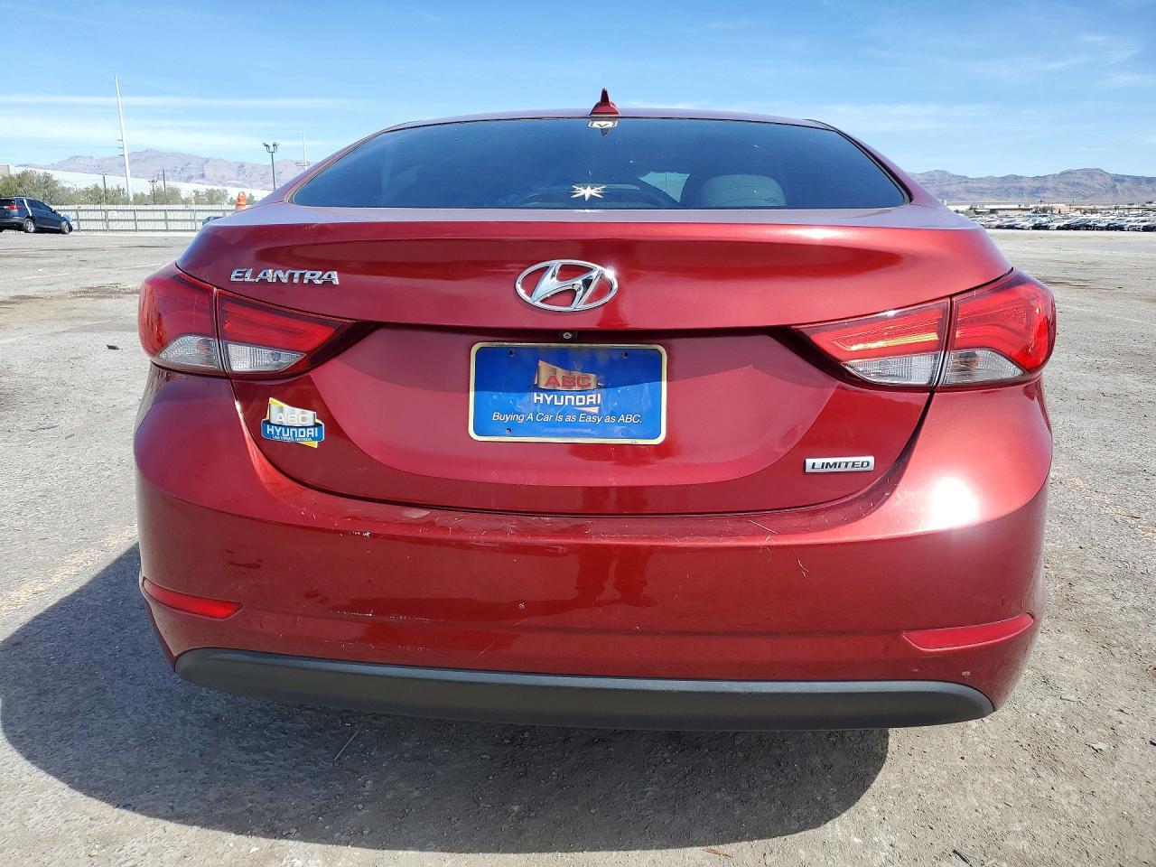 2015 Hyundai Elantra Limited - Image 6