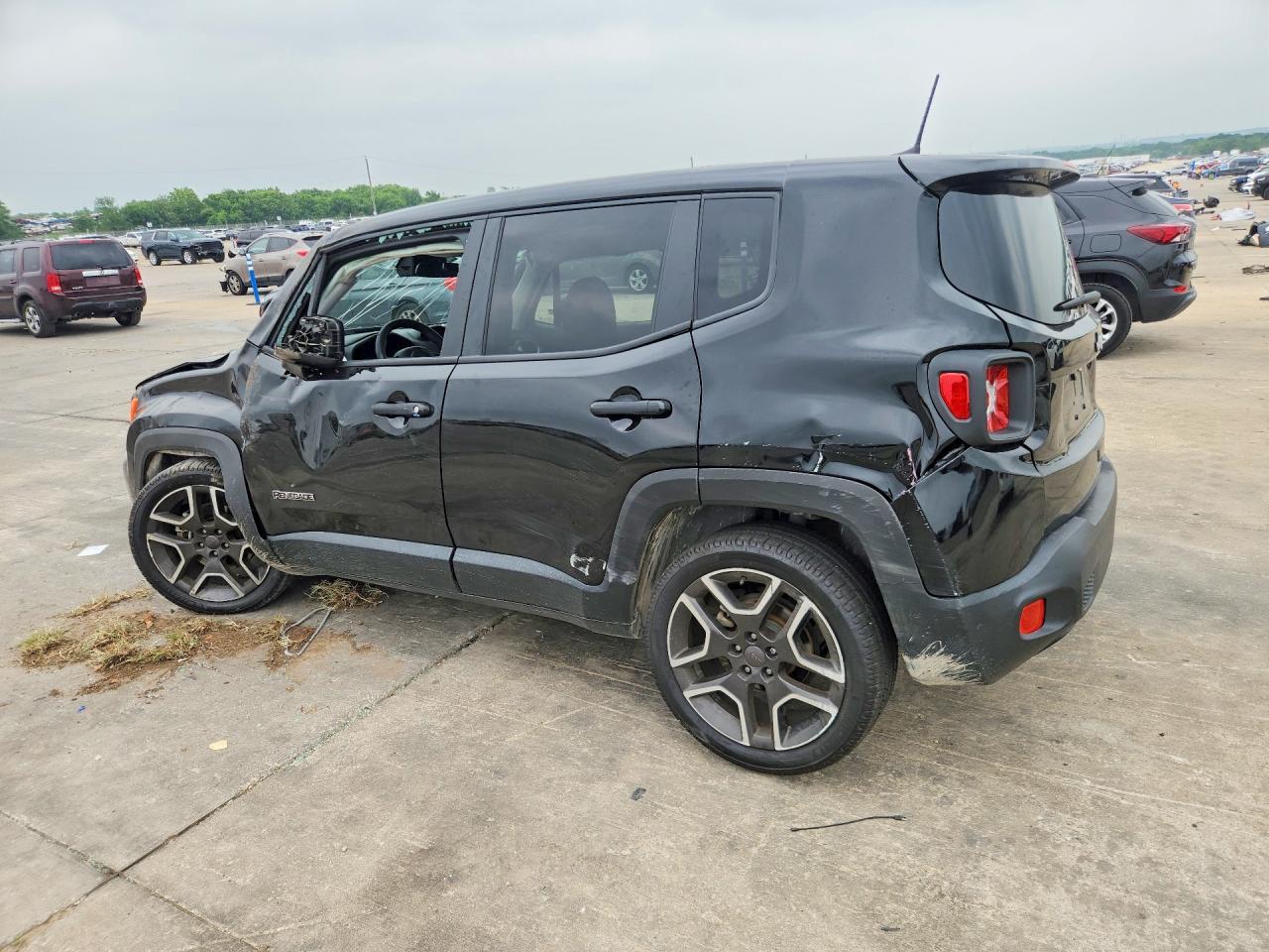 2021 Jeep Renegade Sport - Фото 2