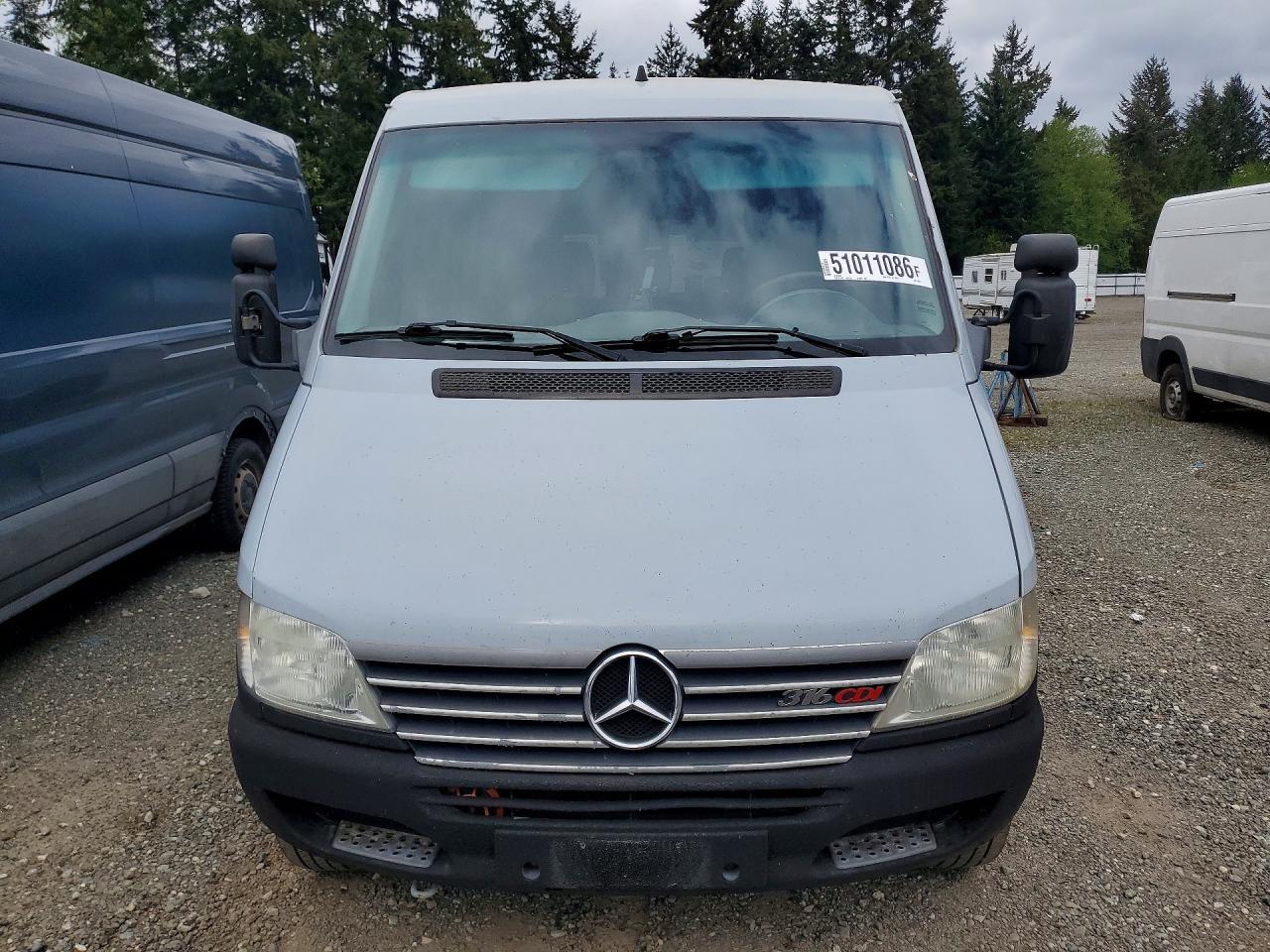 2005 Dodge Sprinter 2500 - Фото 5