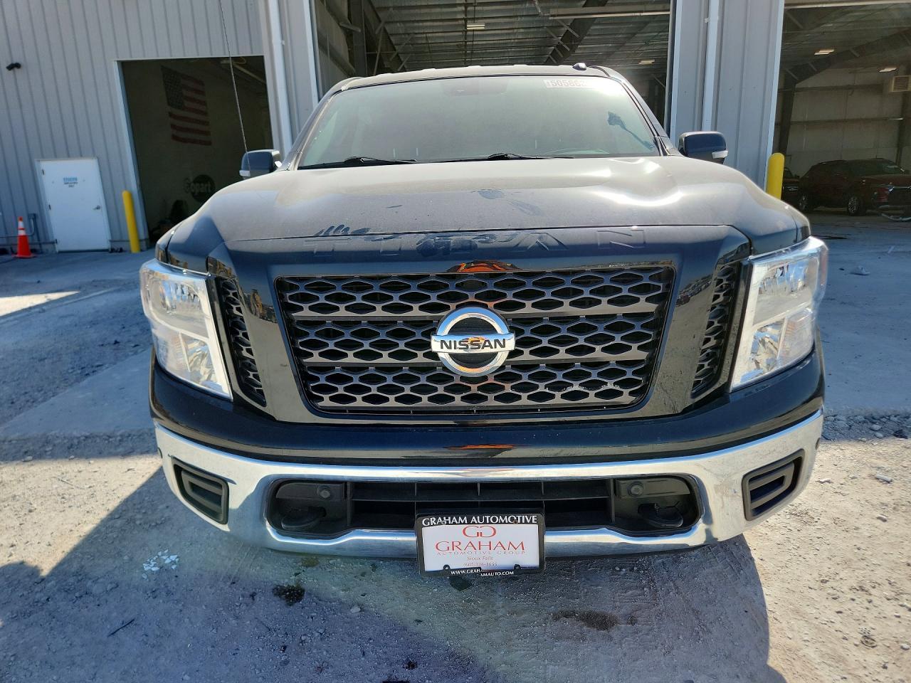 2019 Nissan Titan Sv - Фото 5