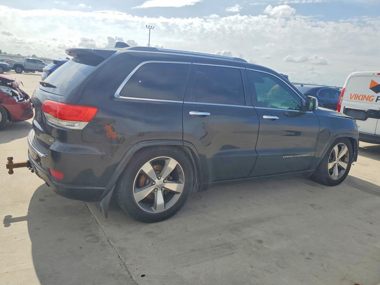 2014 Jeep Grand Cherokee Overland - Image 3