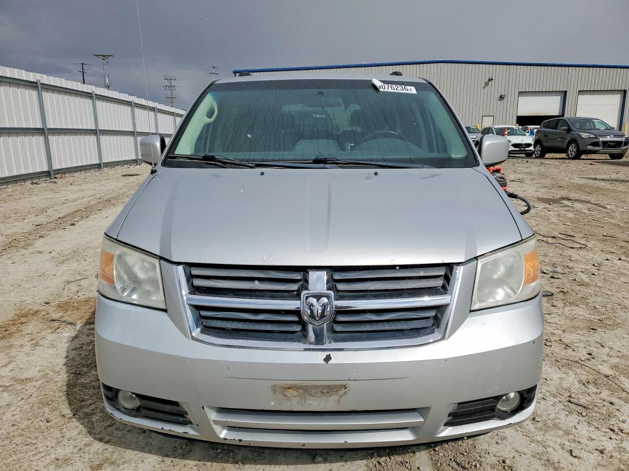 2010 Dodge Grand Caravan Sxt - Image 5
