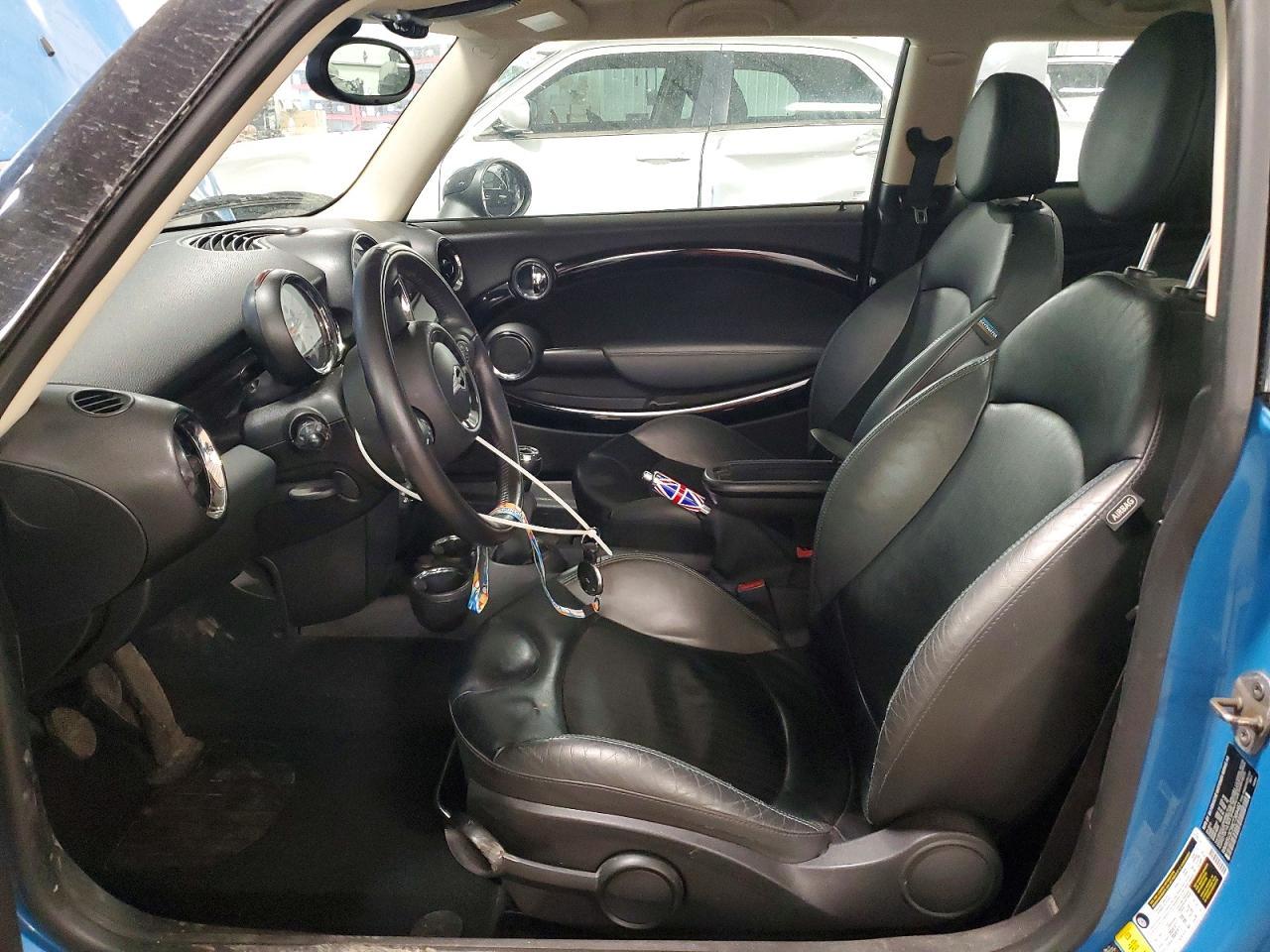 2012 Mini Cooper - Image 7