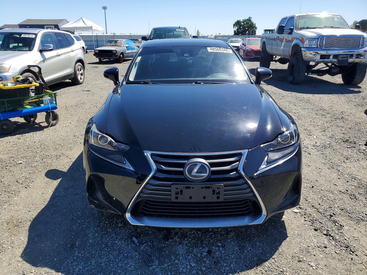 2017 Lexus Is 300 Base - Фото 5