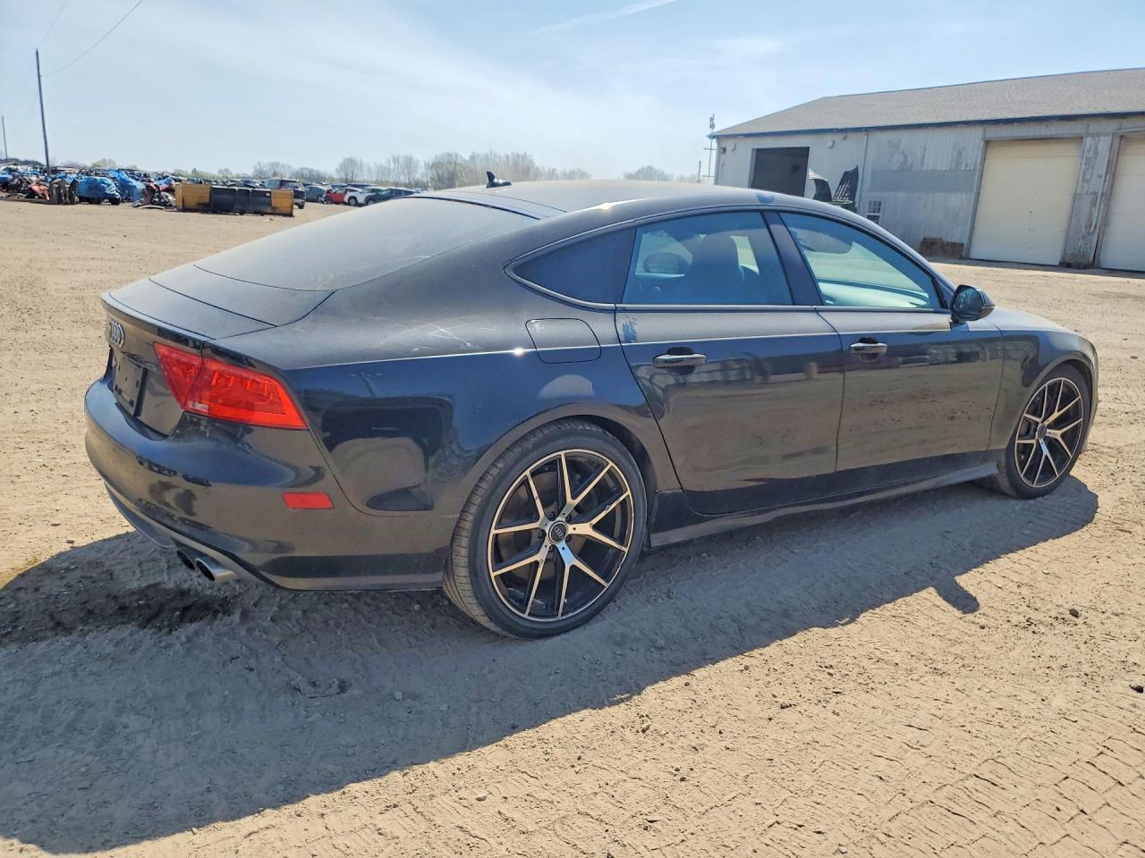 2015 Audi S7 Premium - Image 3