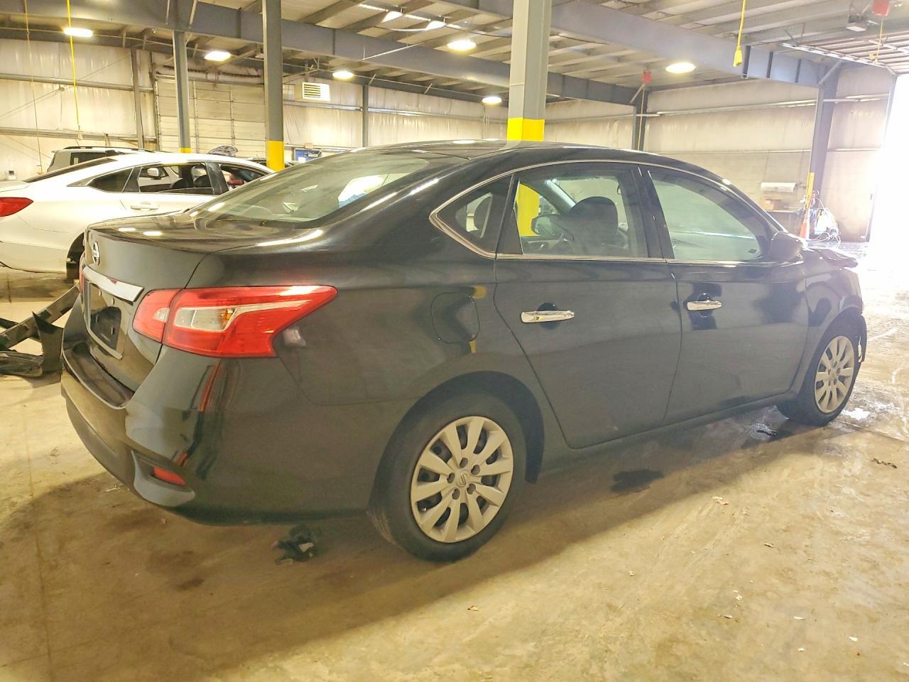 2019 Nissan Sentra S - Фото 3